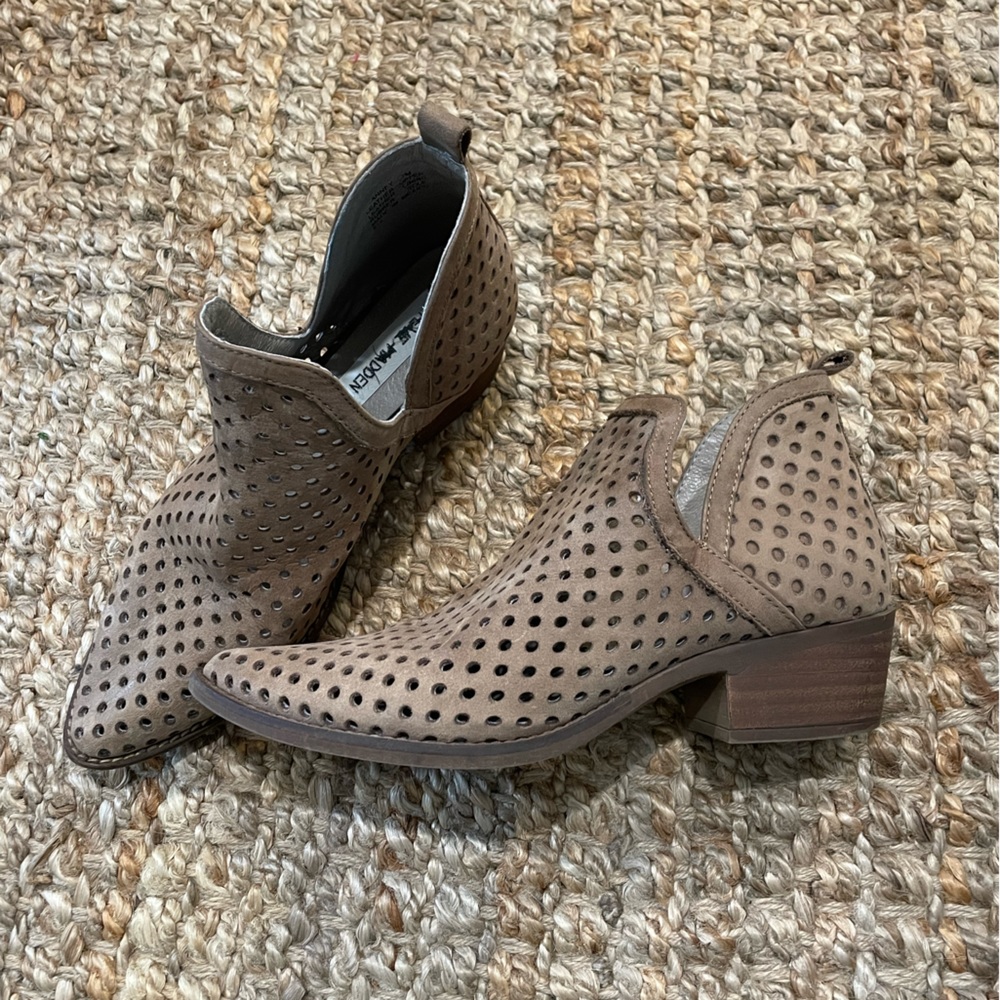 Steve Madden ankle boots